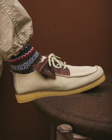 Liam Shoes™ .